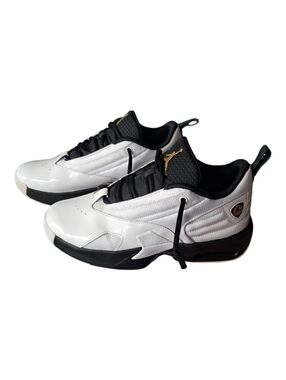 Nike Air Jordan Max Aura 6 Flight